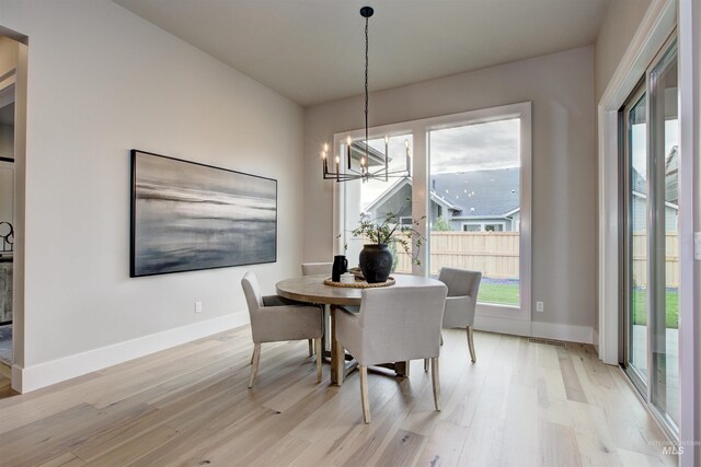 bedroom featuring ceiling fan and light colored carpet