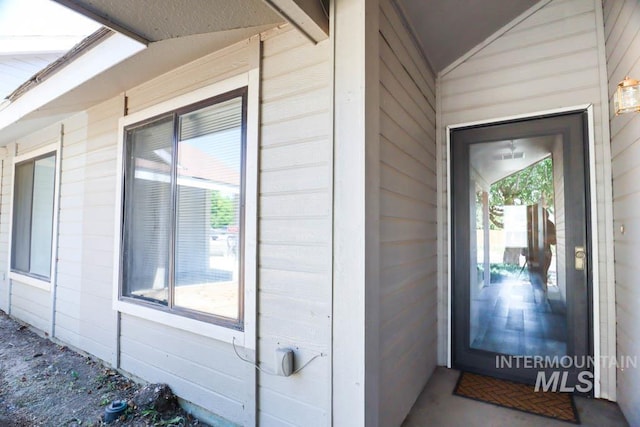1120 SW 14th Ave, Ontario, OR 97914 - doorway to property