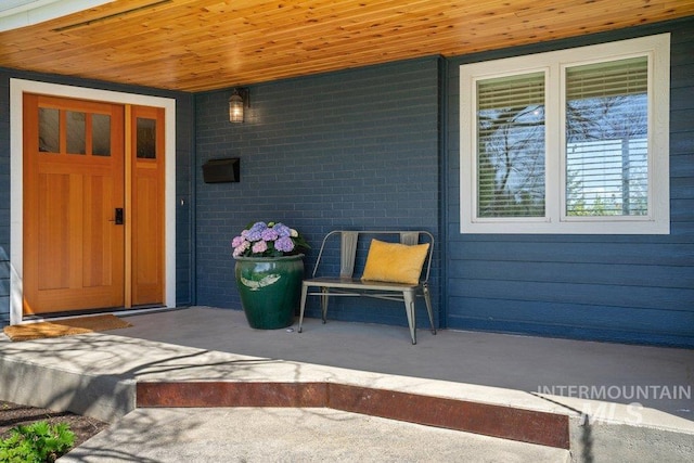 606 S Ridge Rd, Moscow, ID 83843 - view of exterior entry with brick siding