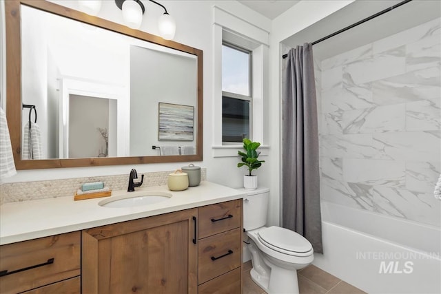 11270 S Saylis Way, Kuna, ID 83634 - bathroom with vanity and shower / bath combo with shower curtain