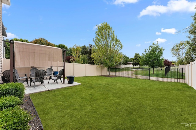 3065 E Ionia Ct, Meridian, ID 83642 - view of yard with a patio