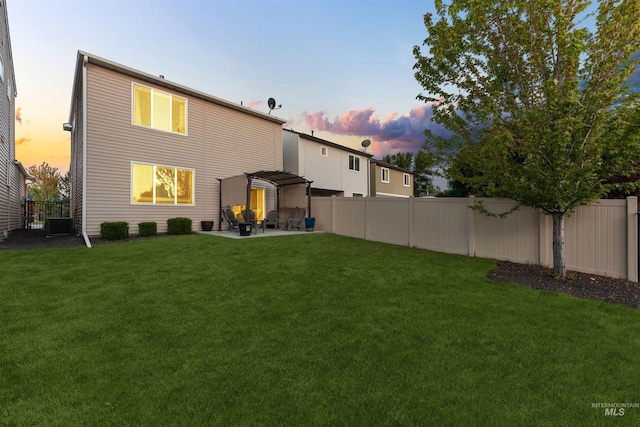 3065 E Ionia Ct, Meridian, ID 83642 - back of house featuring a patio area and cooling unit