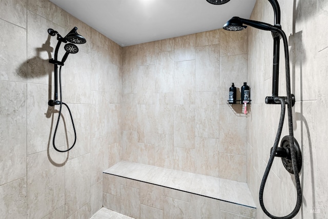 3056 E Columbus River Ct, Nampa, ID 83686 - bathroom featuring tiled shower