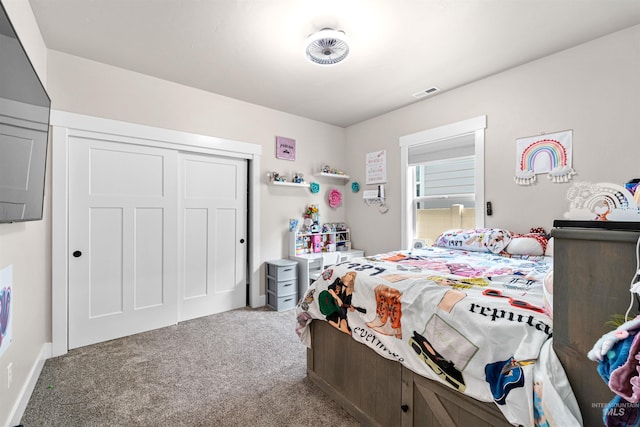3056 E Columbus River Ct, Nampa, ID 83686 - bedroom featuring carpet flooring, visible vents, and a closet