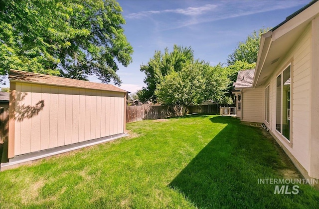 900 N Player Ave, Eagle, ID 83616 - view of yard