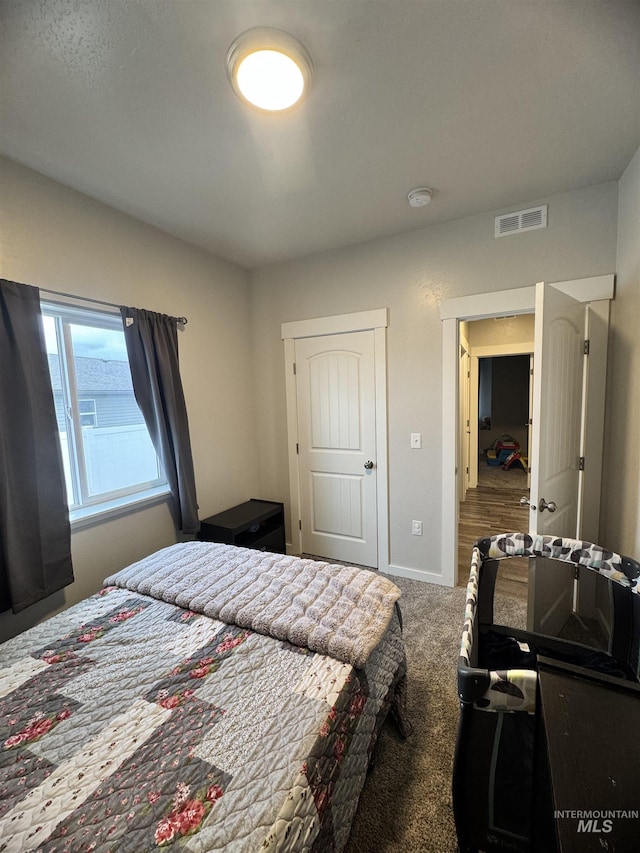 view of carpeted bedroom