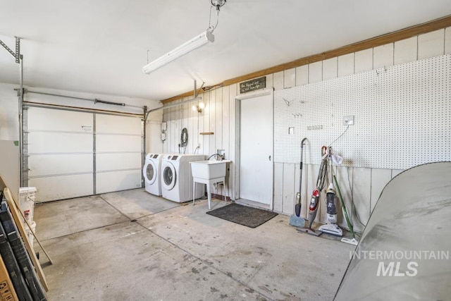 111 Main, Hagerman, ID 83332 - garage with washing machine and dryer