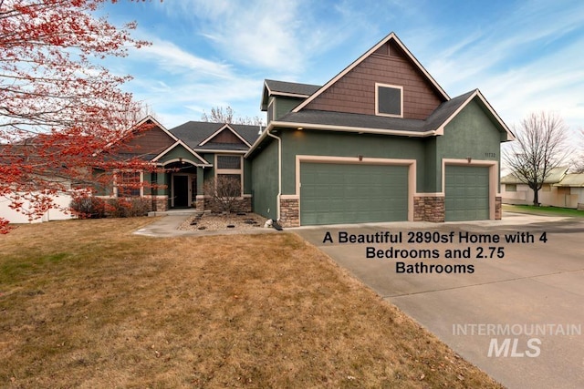 craftsman-style home with a front yard