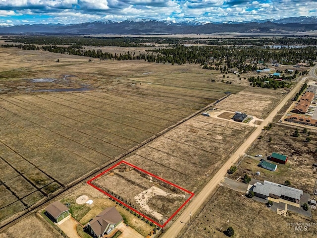 1816 Schultz Ln, Donnelly, ID 83615