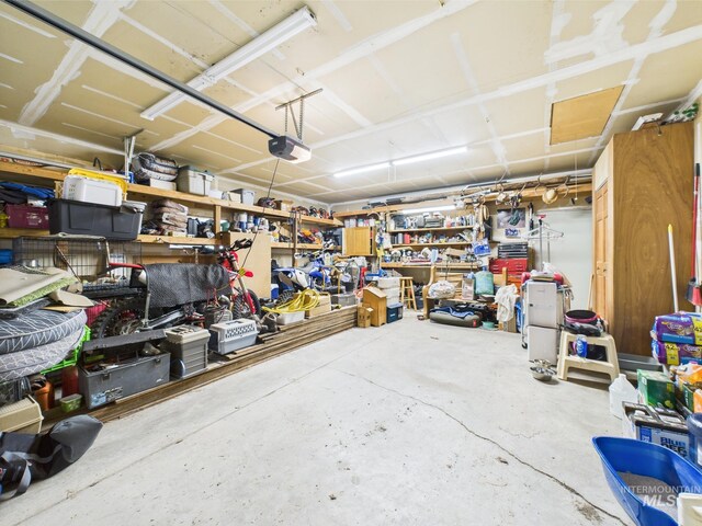 9 Pond Overlook, Idaho City, ID 83631 - garage with a garage door opener