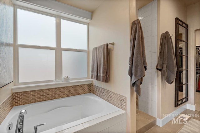 4772 W Barnview Dr, Boise, ID 83614 - bathroom with a garden tub