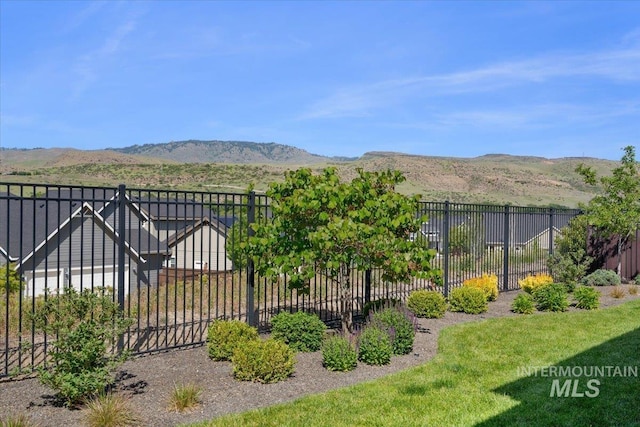 4772 W Barnview Dr, Boise, ID 83614 - view of yard with a mountain view
