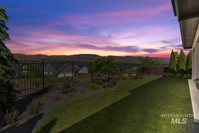 4772 W Barnview Dr, Boise, ID 83614 - view of yard featuring a mountain view