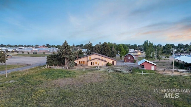 1872 E 1750 S, Gooding, ID 83330 - view of yard with a barn and an outbuilding