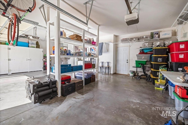 605 W Highland Ave, Nampa, ID 83686 - garage with a garage door opener