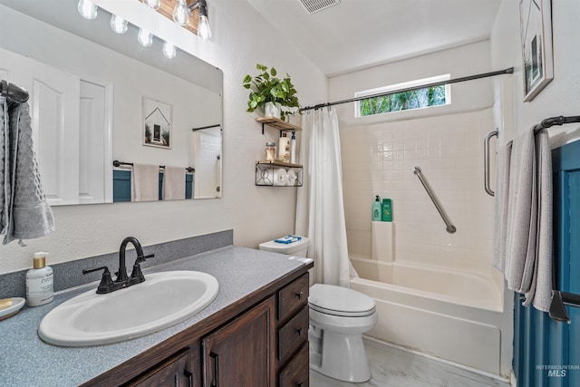 8116 Waterleaf Ave, Nampa, ID 83687 - full bathroom with vanity, shower / bathtub combination with curtain, and toilet