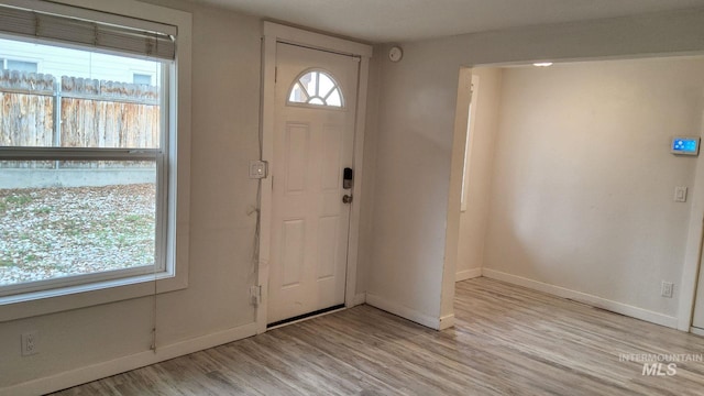 3377 W Nez Perce St, Boise, ID 83705 - foyer featuring light wood-style floors and baseboards