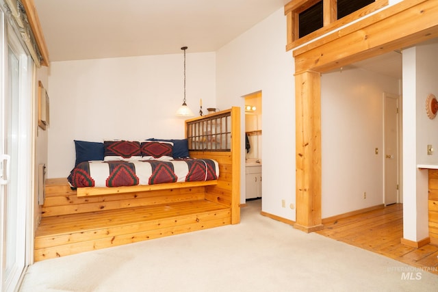 260 S 2nd Ave Unit 51, Ketchum, ID 83340 - bedroom featuring carpet flooring, ensuite bath, and baseboards