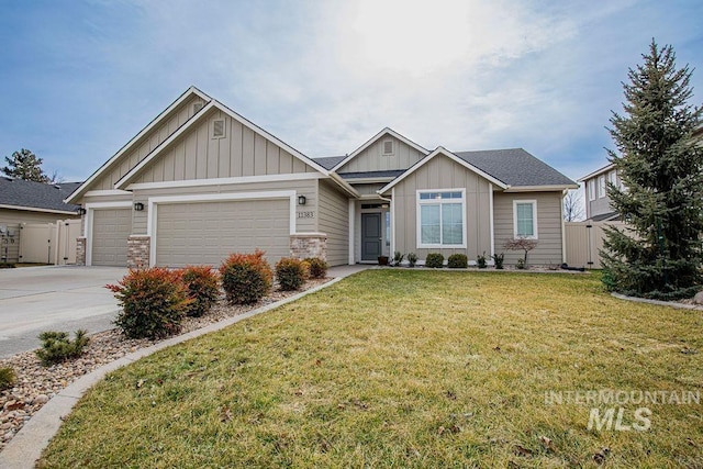 craftsman house featuring driveway, a garage, fence, a front lawn, and board and batten siding