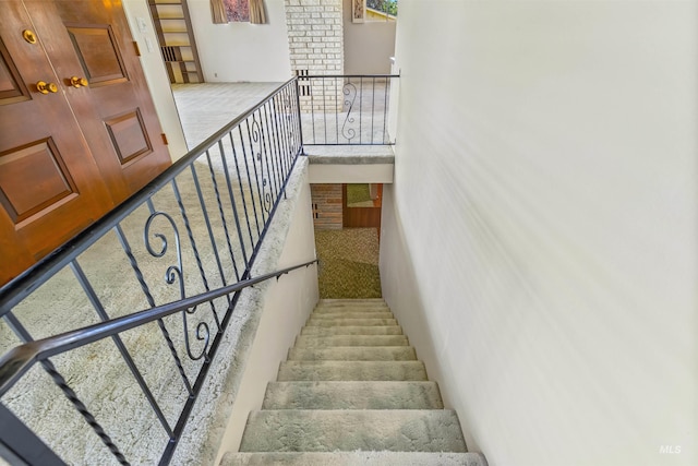 1332 Burrell Ave, Lewiston, ID 83501 - view of stairs