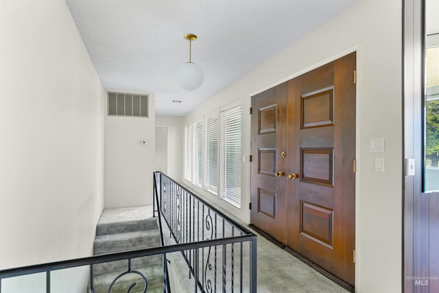 1332 Burrell Ave, Lewiston, ID 83501 - foyer entrance featuring carpet flooring