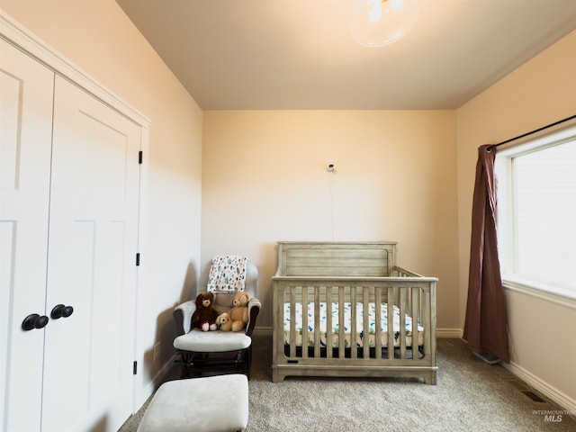 bedroom with carpet floors