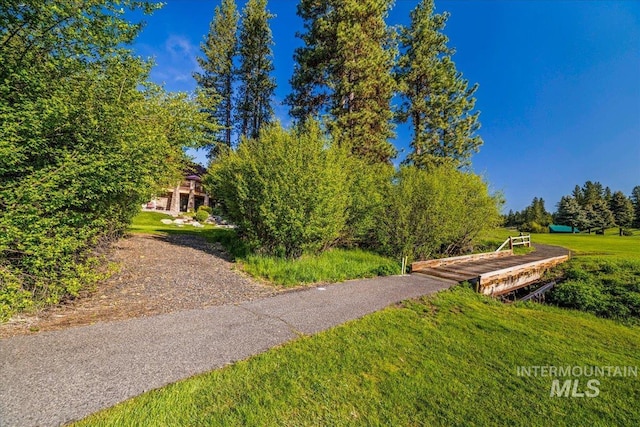 3872 Brookside Dr, New Meadows, ID 83654 - view of community with a yard