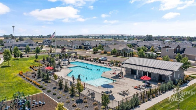 drone / aerial view featuring a residential view