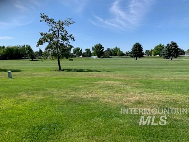 3997 W Harbor Point Dr, Meridian, ID 83646 - view of community featuring a yard
