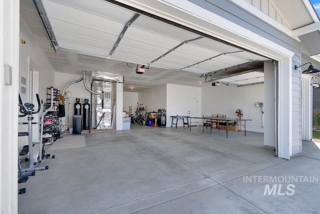 12524 W Shortcreek, Star, ID 83669 - garage with a garage door opener