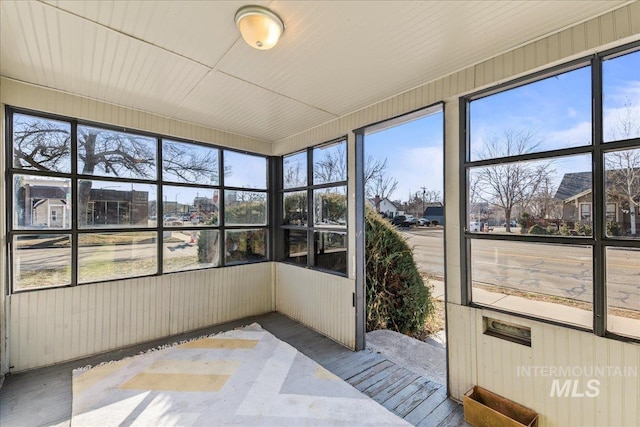 view of unfurnished sunroom