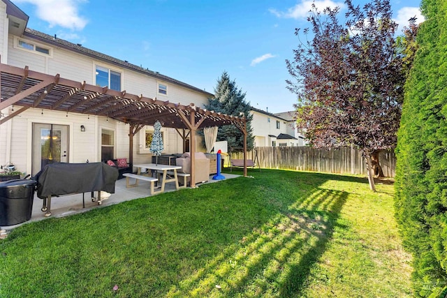 view of yard featuring an outdoor hangout area, a patio, fence, and a pergola