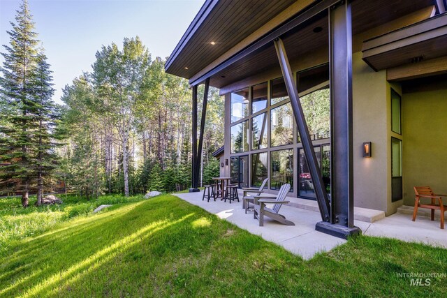 1115 Heavens Gate Ct, Mccall, ID 83638 - view of grassy yard