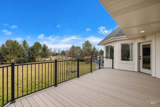 3031 Champagne Ct, Eagle, ID 83616 - wooden terrace featuring a yard