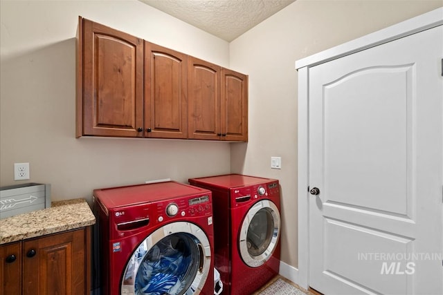 730 N Finsbury Way, Star, ID 83669 - laundry area with cabinet space, washing machine and dryer, and a textured ceiling