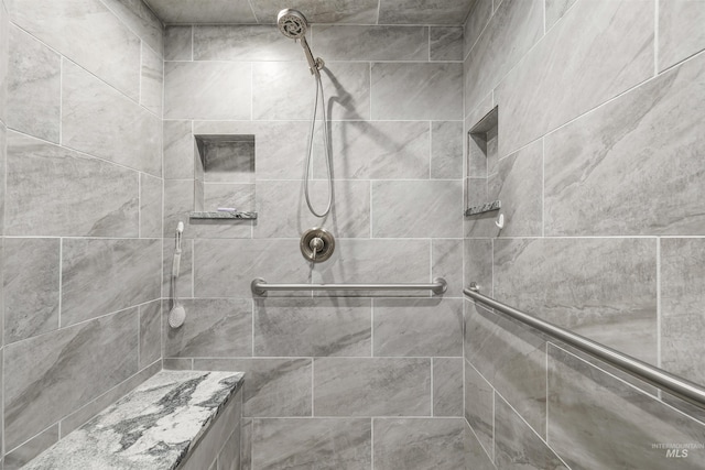 1177 N Lopez Ave, Eagle, ID 83616 - full bath featuring tiled shower