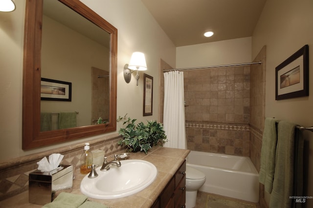 221 Picabo Street #I, Interest 6-C, Ketchum, ID 83340 - full bath with toilet, vanity, and shower / bath combo with shower curtain