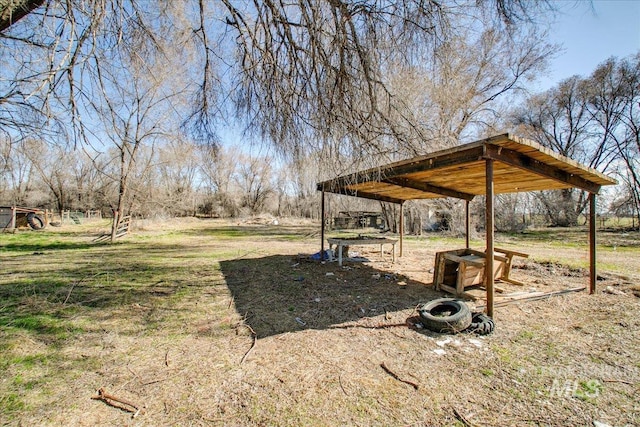 view of yard featuring a carport