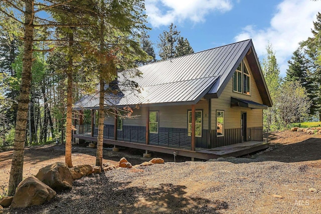 1 Caribou Pkwy, Cascade, ID 83611 - view of front facade with metal roof and a standing seam roof