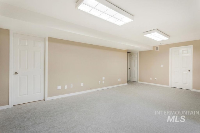 2500 W Orchard Ave, Nampa, ID 83651 - unfurnished room featuring baseboards, visible vents, and light carpet