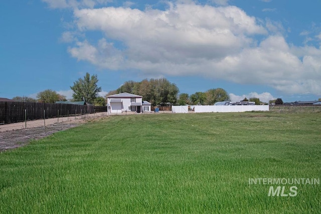 2500 W Orchard Ave, Nampa, ID 83651 - view of yard with fence and driveway