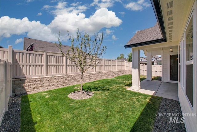 4603 S Hennessy Ave, Meridian, ID 83642 - fenced backyard featuring a patio