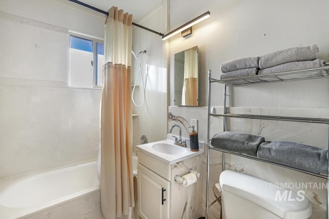 1138 Normal Ave, Burley, ID 83318 - full bathroom with shower / tub combo, toilet, and vanity