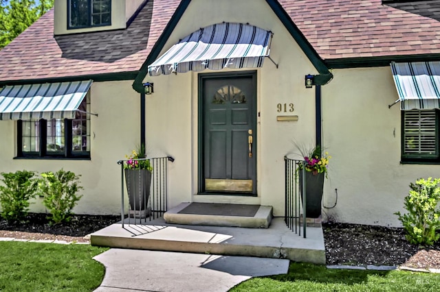 913 N 22nd St, Boise, ID 83702 - entrance to property with roof with shingles and stucco siding