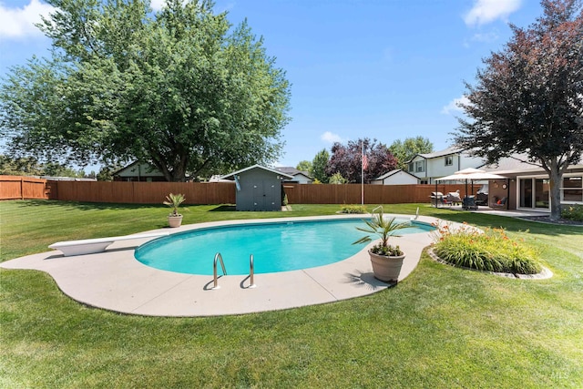 9752 W Bridgegate, Boise, ID 83709 - view of pool with a storage unit, a fenced backyard, a patio, and a diving board
