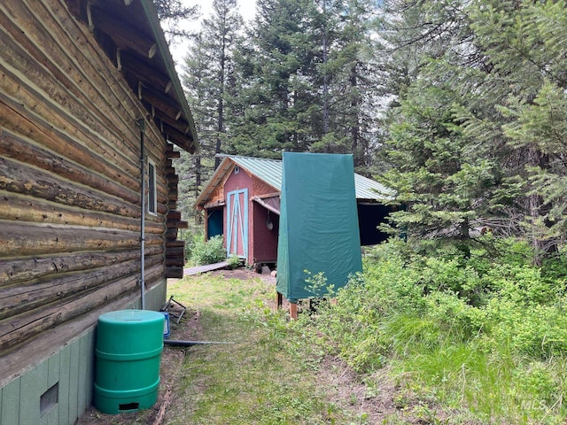 3695 W Mountain Rd, Anatone, WA 99401 - view of yard with an outdoor structure