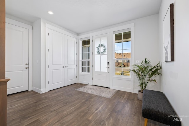 6086 S Sachet Ave, Meridian, ID 83642 - foyer entrance with recessed lighting, dark wood-style flooring, and baseboards