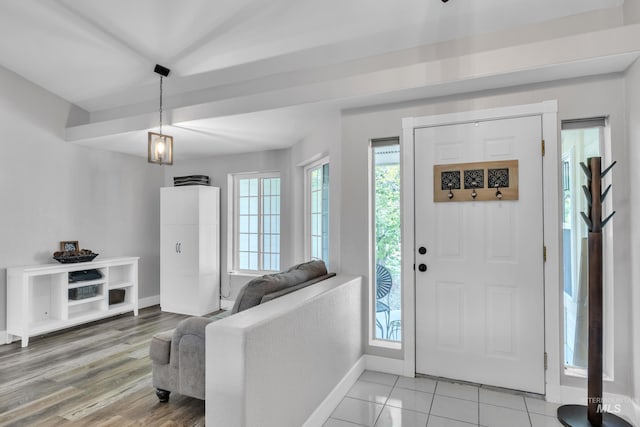 8466 W Idaho Blvd, Letha, ID 83636 - foyer entrance with baseboards