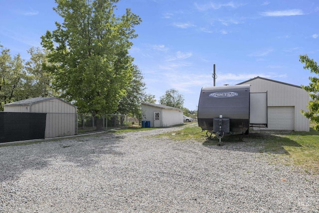 8466 W Idaho Blvd, Letha, ID 83636 - view of pole building featuring gravel driveway