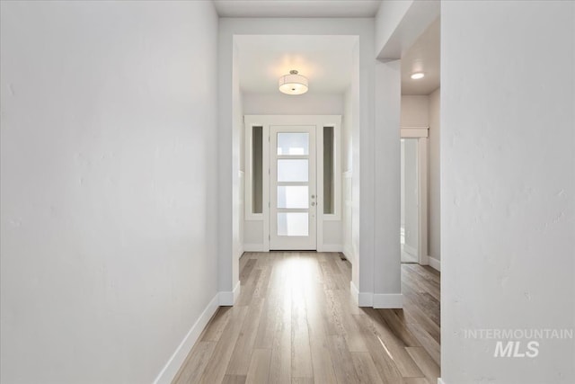 499 S Short Ln, Eagle, ID 83616 - entryway featuring light wood-style flooring and baseboards